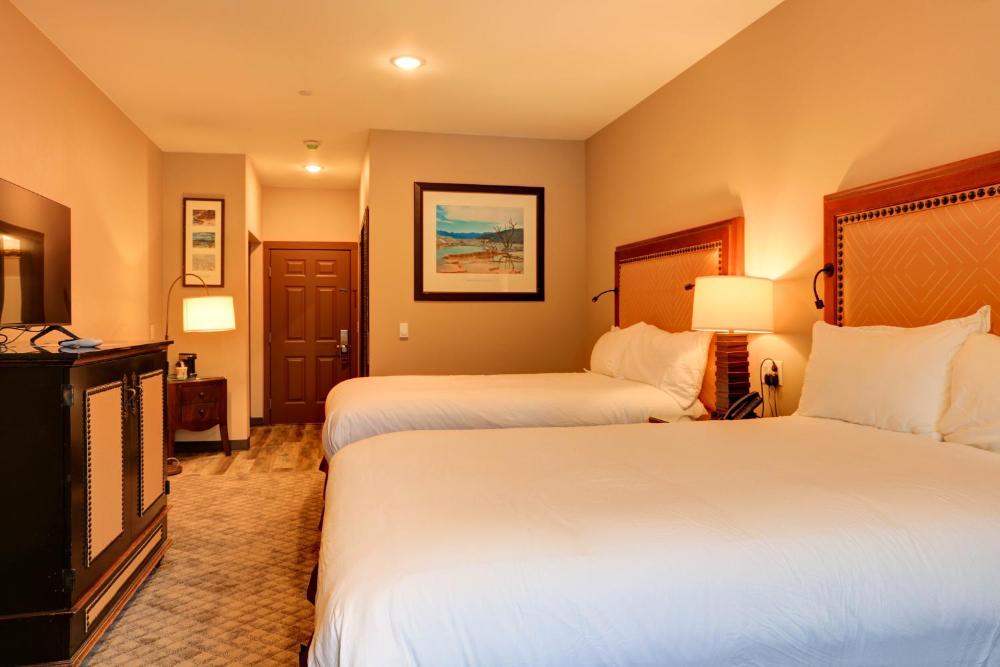 Deluxe Double Room interior